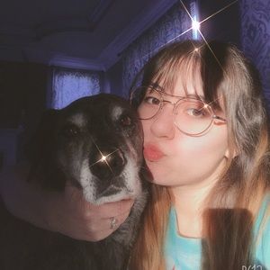 Meet your Posher, Clarissa